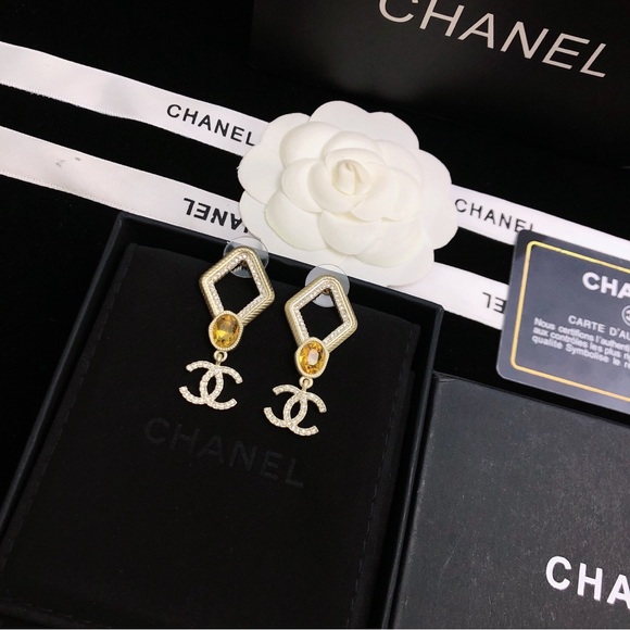 CHANEL Gold and Silver Diamond-Shaped Earrings - Picture 3 of 8